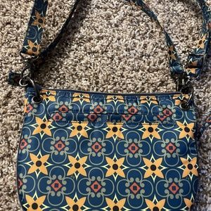 Lug Swivel Convertible Bag